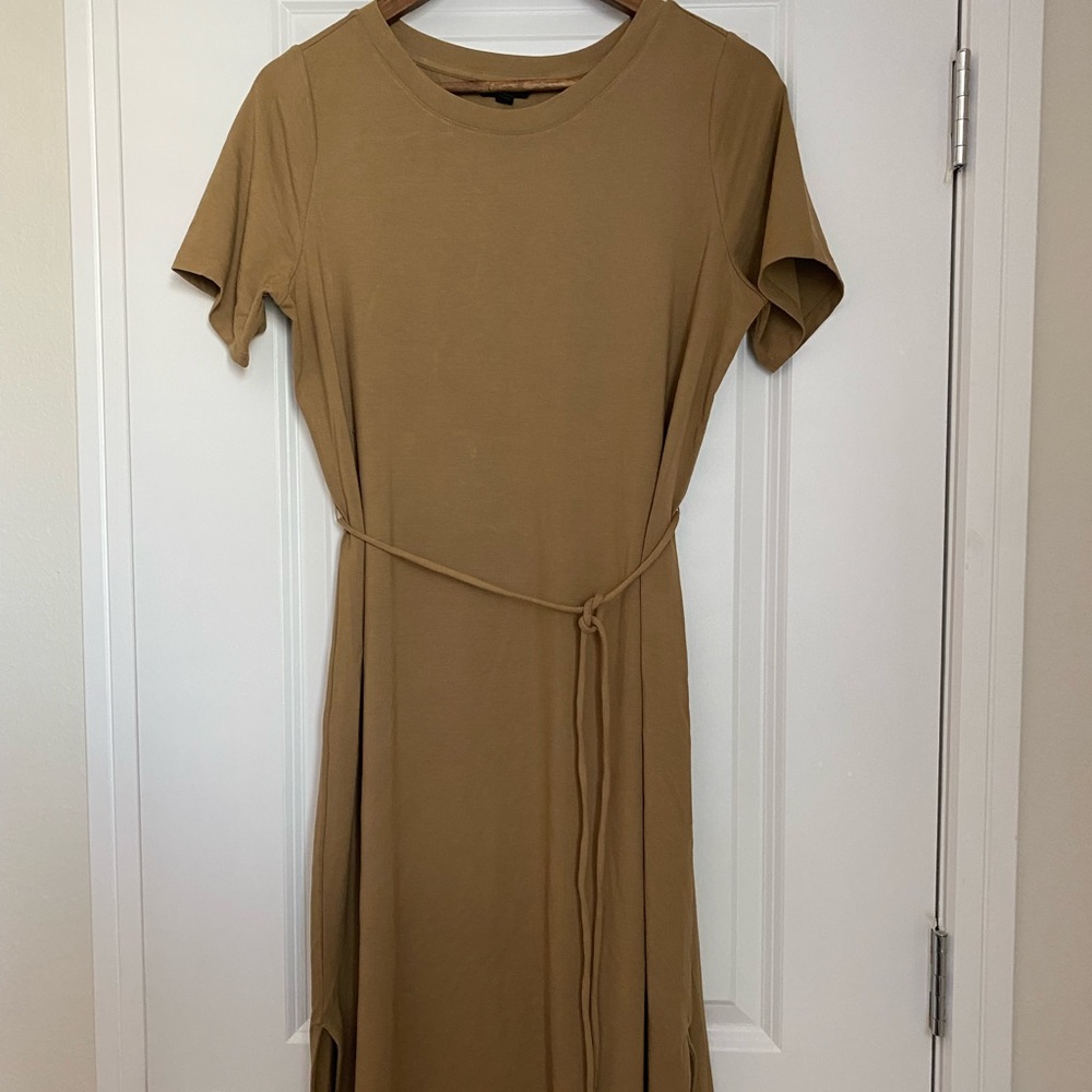 Brown waist tie Dress Banana Republic size M